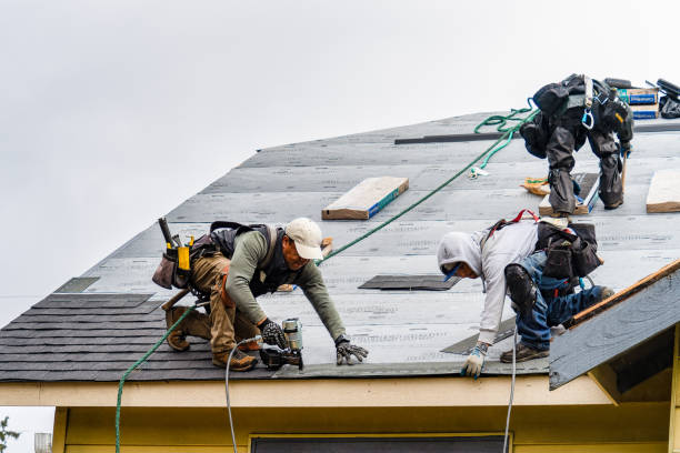 Professional Gutter Installation technician working in New Egypt, NJ